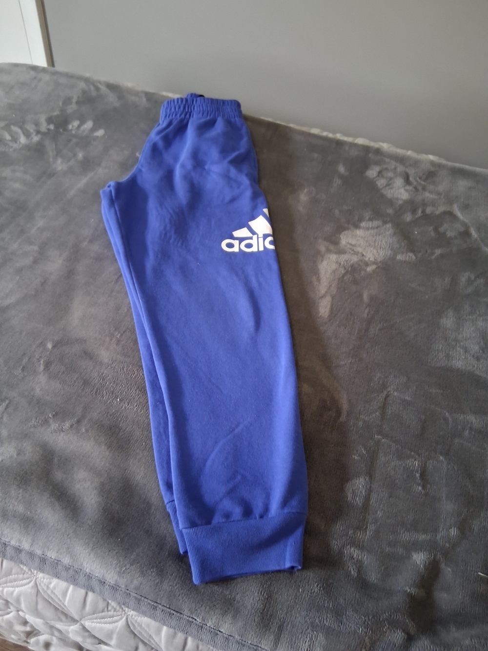 Adidas Kids Blue Jogger Sweat Pants with white Logo Kids M